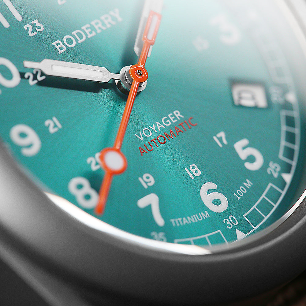 BODERRY - VOYAGER - Titanium Automatic Field Watch | Peacock Green-bracelet